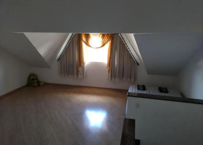 Casa Triplex Curitiba, Tingui, Bacacheri, Cindacta, Batalhao, Hospital Vita, Policia Federal, Pf